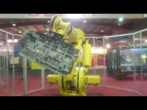 Awesome industrial robots – Fanuc robotic arms in action.
