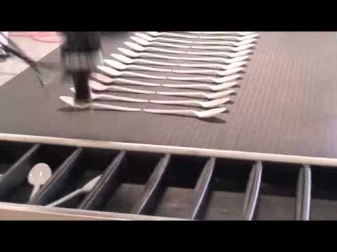 High Speed Industrial Robot OMRON Adept Quattro Handling Plastic Cutlery