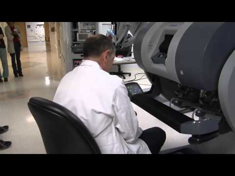 How the da Vinci Surgical System Robot Works – Explanation & Demonstration – Christian Hospital