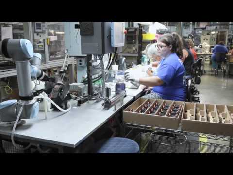 Industrial automation with collaborative robots – Pick and place