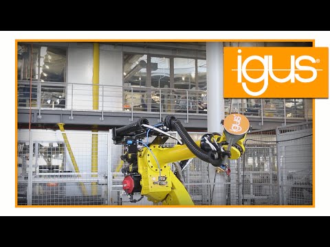 Installation of cables on industrial robots – triflex® products EN