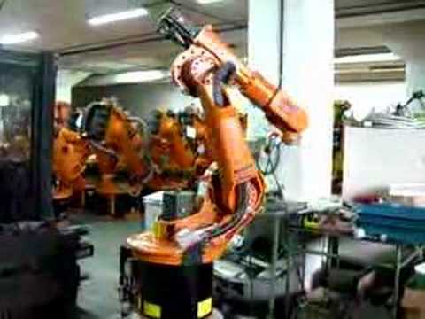 KUKA KR15/2 industrial robot at www.eurobots.net – used robots