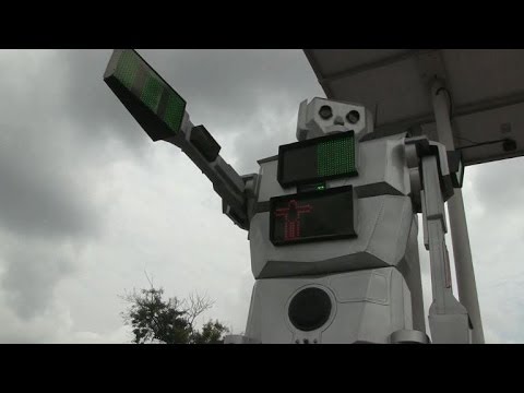 Talking robots take control of Kinshasa's traffic problems