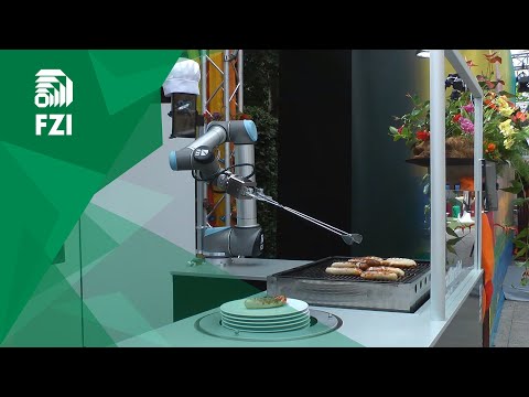 Bratwurst made by a Service Robot at Stallwächter Party 2016 in Berlin